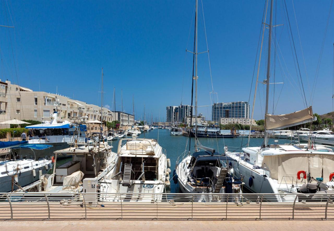 Lagoon View 3Bd Huge Family Apartment Herzelia Esterno foto